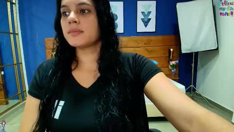 Snapshot of dahiana_spark chatting on 10/20/25, 08:20 Dahiana online show from 10/20/25, 08:20