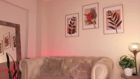 Dahiann Walcott online show from 02/16/26, 05:53