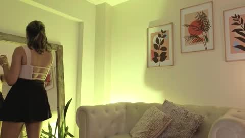 Dahiann Walcott online show from 03/02/26, 05:53