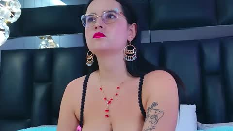 Snapshot of dahianamoss chatting on 02/12/26, 11:49 Dahiana online show from 02/12/26, 11:49