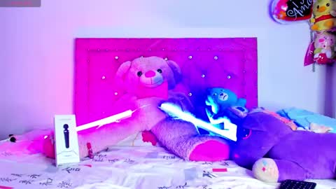    online show from 03/08/25, 06:37