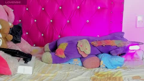    online show from 04/11/26, 12:59