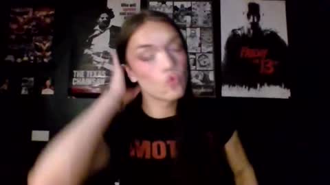 Snapshot of dahlia_adore chatting on 11/12/25, 09:58 dahlia_adore online show from 11/12/25, 09:58