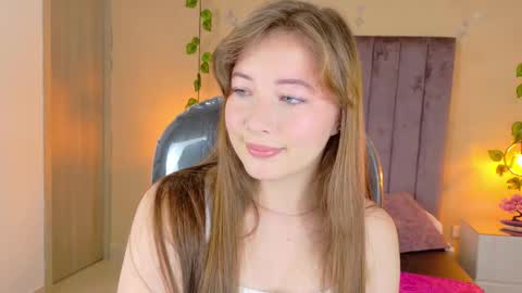 Dahlia online show from 02/21/26, 02:07