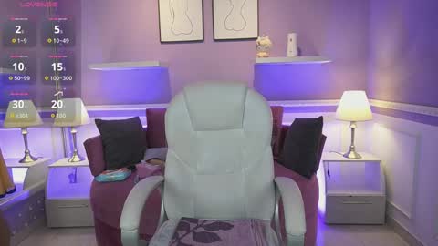 Dahlia Grey online show from 11/06/25, 11:44