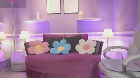 Dahlia Grey online show from 03/23/26, 11:36