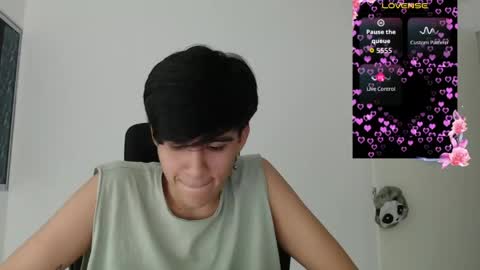 lorena online show from 04/23/26, 04:35