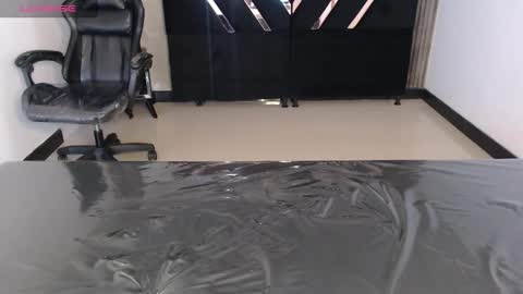 Snapshot of dahyan_ch chatting on 11/10/25, 05:01 dahyan_ch online show from 11/10/25, 05:01