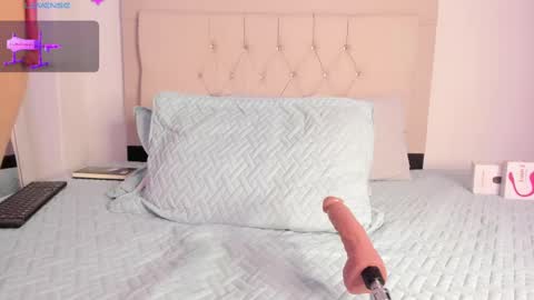 Daiana online show from 02/28/25, 06:32