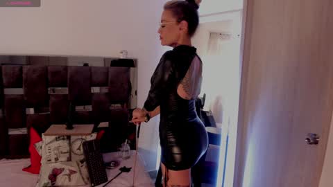  D A I L A  online show from 01/30/25, 10:19