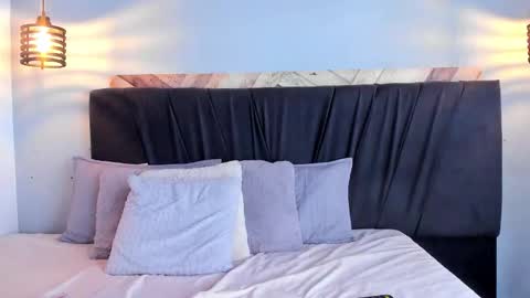 Daila Smith  online show from 01/18/26, 04:44