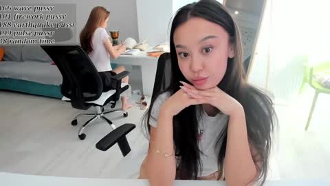 daily_love online show from 11/06/25, 06:14