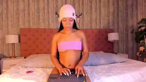 Daimond Johnson online show from 12/22/25, 09:34