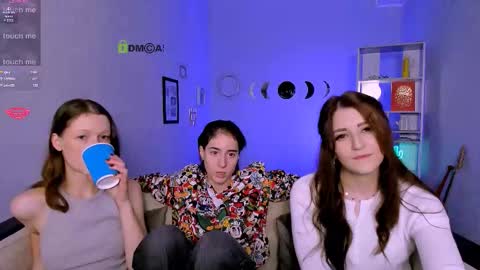 daisy online show from 12/16/25, 08:25