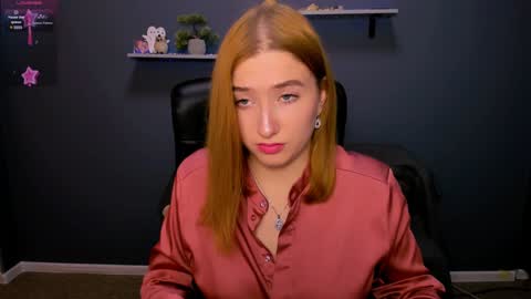 Snapshot of daisy_candy chatting on 12/09/24, 07:18 Little Di online show from 12/09/24, 07:18