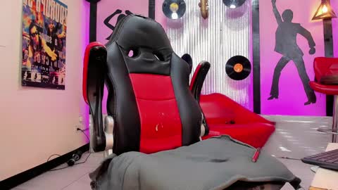 daisy_jonexxx22 online show from 04/11/26, 04:06