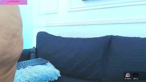 Snapshot of daisy_price chatting on 11/26/25, 11:22 Daisy Price online show from 11/26/25, 11:22