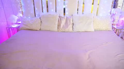 daisydelight_ online show from 02/22/25, 10:20