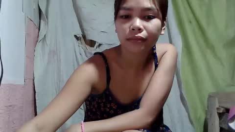 Snapshot of daisymuffinx chatting on 11/15/25, 03:08 Daisy online show from 11/15/25, 03:08