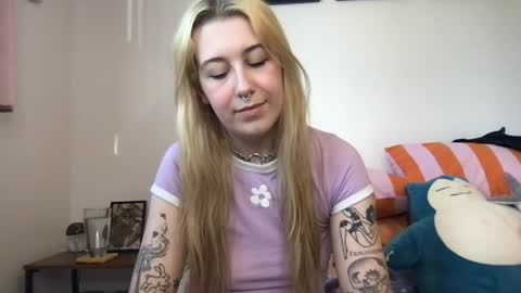 daisymynx online show from 04/16/26, 01:06