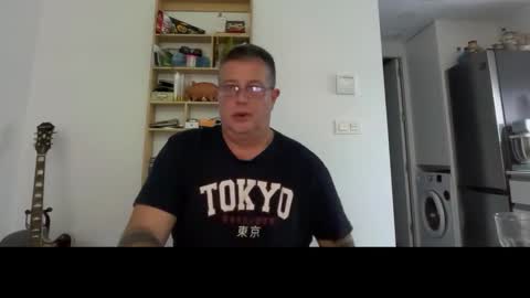 Snapshot of daitarniii chatting on 11/19/25, 01:27 daitarniii online show from 11/19/25, 01:27