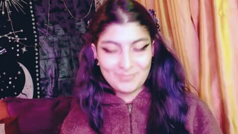 Snapshot of dak_7 chatting on 12/20/24, 02:52 -- -- help me reach 100 hands up online show from 12/20/24, 02:52