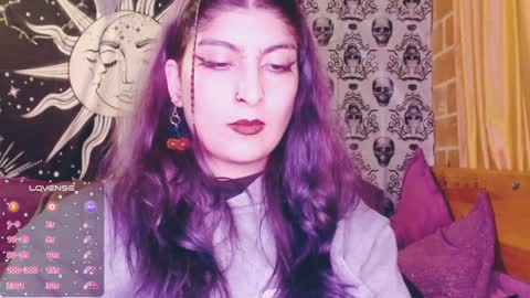 Snapshot of dak_7 chatting on 01/11/25, 06:56 -- -- help me reach 100 hands up online show from 01/11/25, 06:56