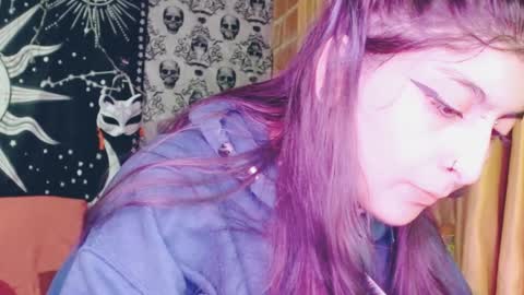 Snapshot of dak_7 chatting on 02/04/25, 06:57 -- -- help me reach 100 hands up online show from 02/04/25, 06:57