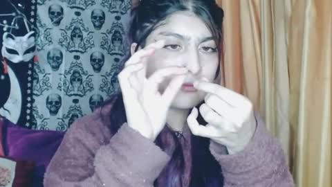 Snapshot of dak_7 chatting on 02/13/25, 11:15 -- -- help me reach 100 hands up online show from 02/13/25, 11:15