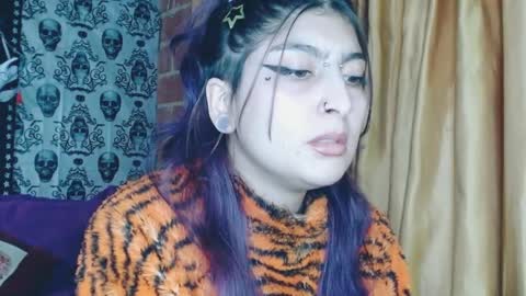 Snapshot of dak_7 chatting on 02/20/25, 11:21 -- -- help me reach 100 hands up online show from 02/20/25, 11:21