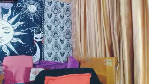 Snapshot of dak_7 chatting on 03/06/25, 11:20 -- -- help me reach 100 hands up online show from 03/06/25, 11:20