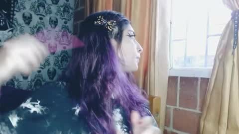 Snapshot of dak_7 chatting on 03/08/25, 11:07 -- -- help me reach 100 hands up online show from 03/08/25, 11:07