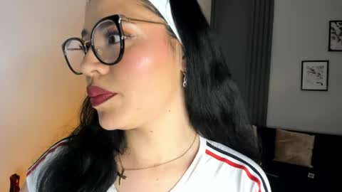 Snapshot of dakhota_rouge chatting on 06/06/26, 05:01 Dakhota online show from 06/06/26, 05:01