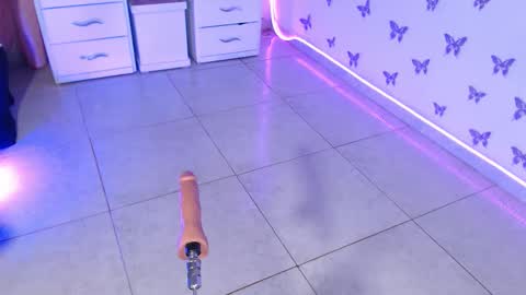 VALENTINA  online show from 03/30/26, 07:42