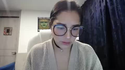 IG  dakotasofiaa online show from 03/01/25, 02:48