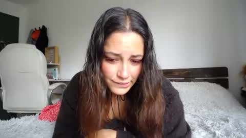 IG  dakotasofiaa online show from 07/02/26, 07:53