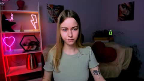 Snapshot of dakota4you chatting on 03/07/25, 11:27 Dakota online show from 03/07/25, 11:27