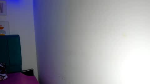 Snapshot of dakota_evans18 chatting on 12/01/25, 02:49 DAKOTA online show from 12/01/25, 02:49