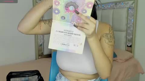 Snapshot of dakota_jenkins chatting on 02/15/25, 02:00 janeth online show from 02/15/25, 02:00