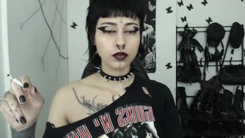 Snapshot of dakota_krall_ chatting on 10/03/25, 03:25 dakota online show from 10/03/25, 03:25