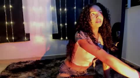 Snapshot of dakota_m01 chatting on 01/15/25, 02:06 Dakota online show from 01/15/25, 02:06