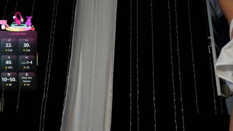 Snapshot of dakota_m01 chatting on 10/01/25, 03:23 Dakota online show from 10/01/25, 03:23