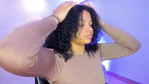 Snapshot of dakota_mars chatting on 10/03/25, 12:02 dakota_mars online show from 10/03/25, 12:02