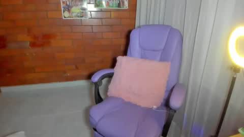 The girl of your dreams o online show from 01/28/25, 11:39