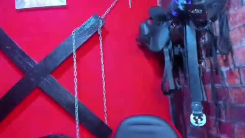 Mariana online show from 04/05/26, 04:31