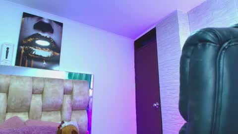 Snapshot of dakotarobbins_ chatting on 09/09/25, 10:09 dakotarobbins_ online show from 09/09/25, 10:09