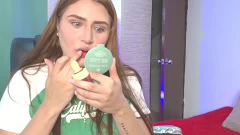 Snapshot of dakotarobbins_ chatting on 09/19/25, 09:59 dakotarobbins_ online show from 09/19/25, 09:59