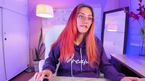 Snapshot of dalia_garrett chatting on 01/10/25, 07:54 Dalia online show from 01/10/25, 07:54