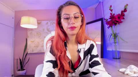 Snapshot of dalia_garrett chatting on 01/25/25, 04:02 Dalia online show from 01/25/25, 04:02