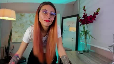 Snapshot of dalia_garrett chatting on 02/06/25, 01:54 Dalia online show from 02/06/25, 01:54